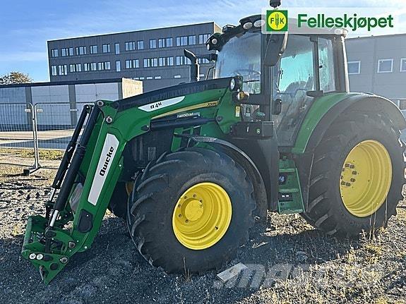 John Deere 6120M Traktoren
