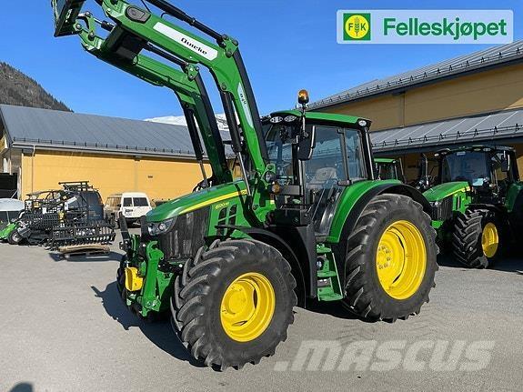 John Deere 6120M Traktoren