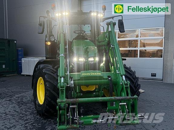 John Deere 6120M Traktoren
