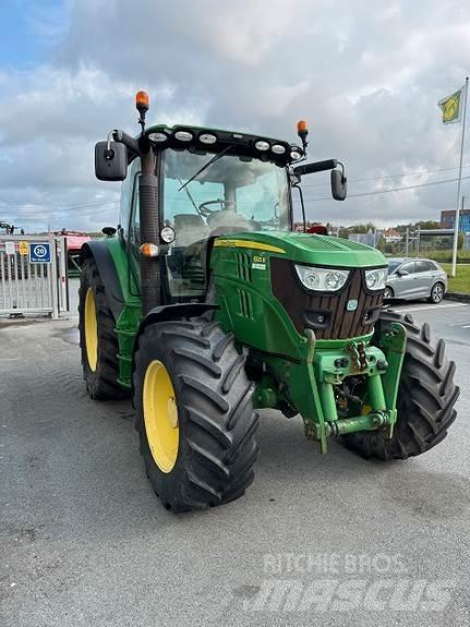 John Deere 6125R Traktoren
