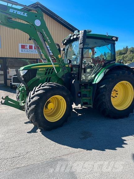 John Deere 6130R Traktoren
