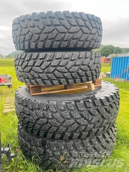 John Deere 6155R Traktoren