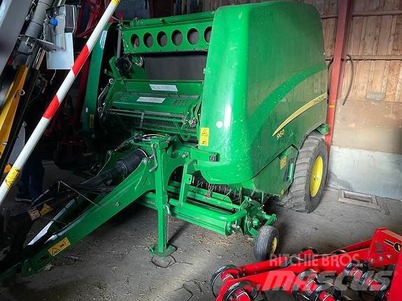 John Deere 960 Rundballenpressen