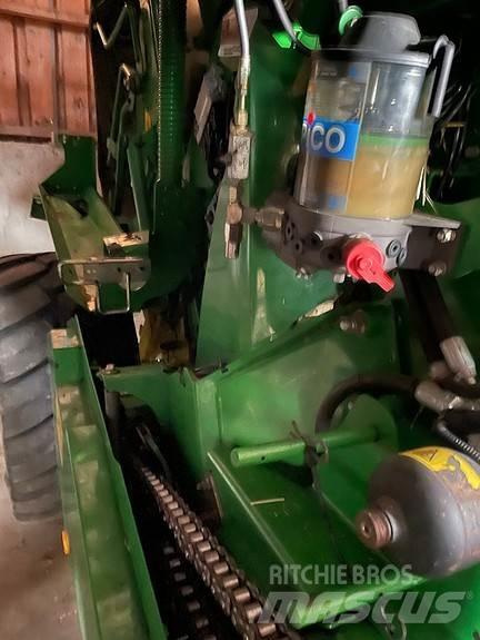 John Deere 960 Rundballenpressen