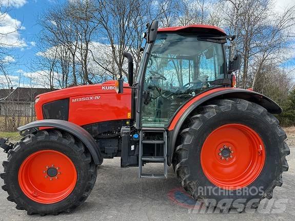 Kubota M135GX-IV Traktoren