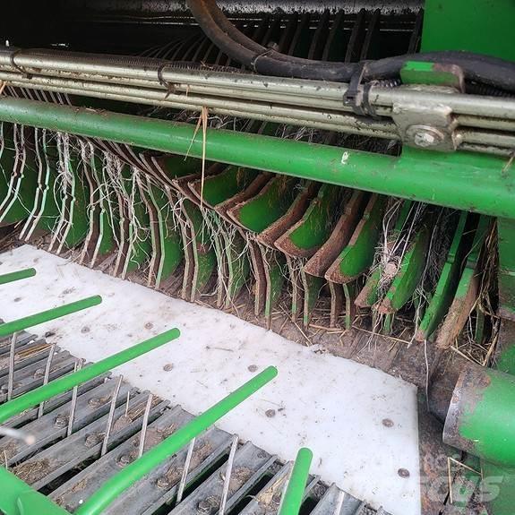 McHale 660 V Rundballenpressen