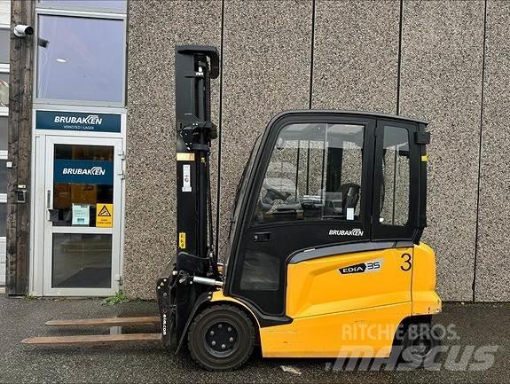 Mitsubishi FB35N Dieselstapler
