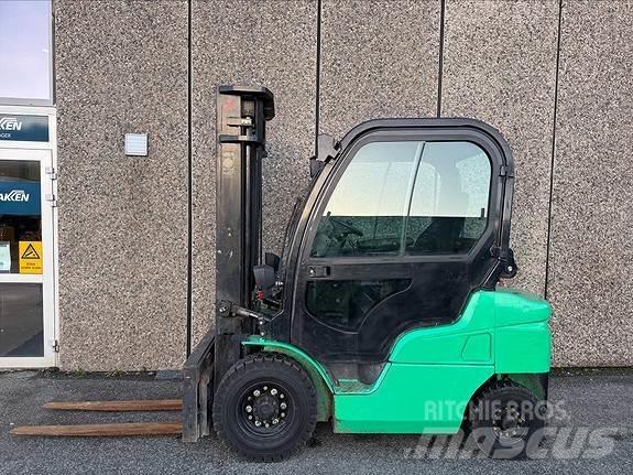Mitsubishi FD25N Dieselstapler