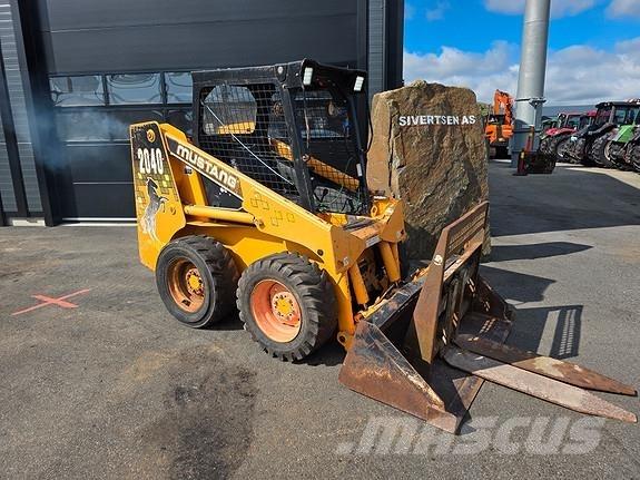 Mustang 2040 Kompaktlader