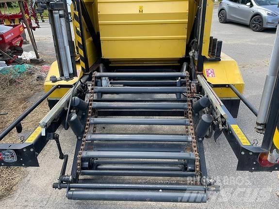 New Holland Br560a Rundballenpressen