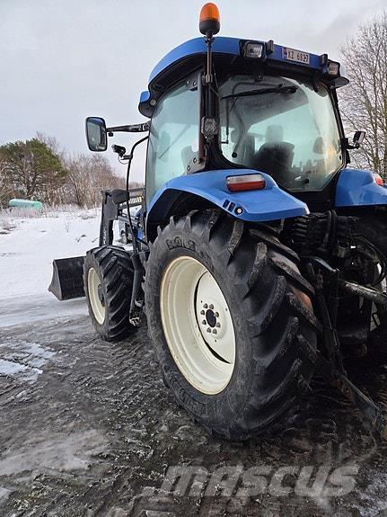 New Holland T6020 Traktoren