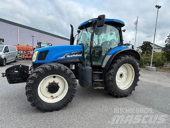 New Holland TS135A Traktoren