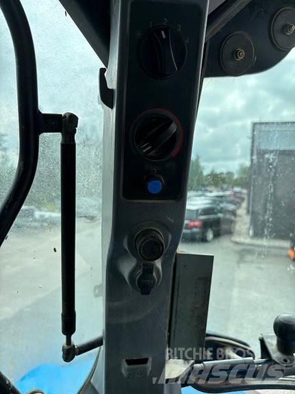 New Holland TS135A Traktoren