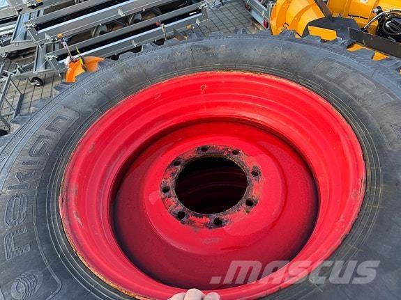 Nokian TRI 2 Sonstige Schneeräumgeräte