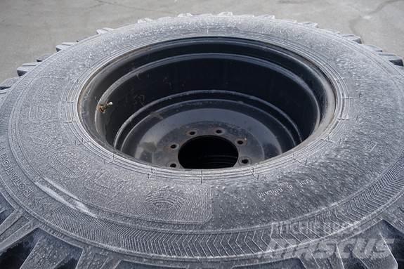 Nokian TRI2 Sonstige Landmaschinen