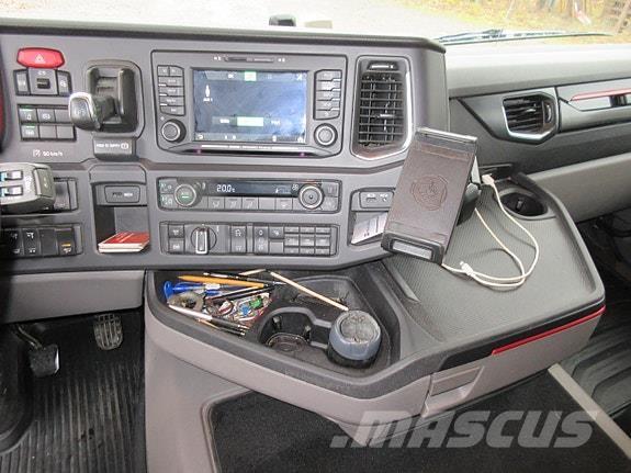 Scania R520 6x2*4 Absetzkipper