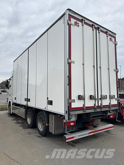 Scania S650B6X2NB Kofferaufbau