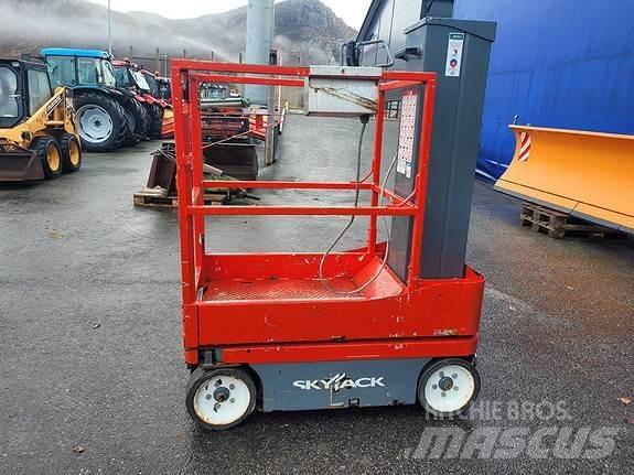 SkyJack SJ16 Andere Arbeitsbühnen