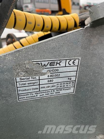 Snowek AH 330 Sonstige Schneeräumgeräte