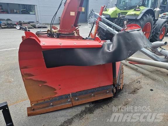 Tokvam VT320 Schneeschilde und -pflüge