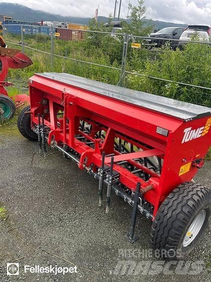 Tume CK3000 Mineraldüngerstreuer