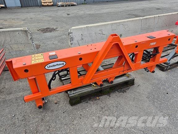 Underhaug 7813 Rundballenpressen