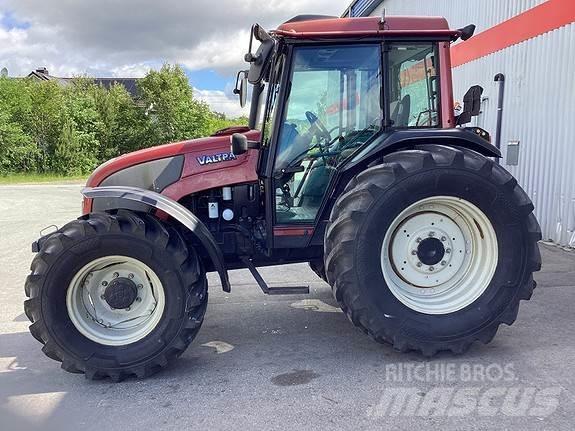 Valtra A 95-4 Traktoren