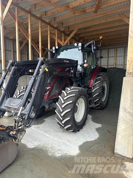 Valtra A105H4 Traktoren