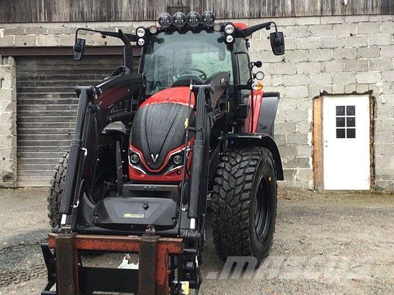 Valtra A115 Traktoren