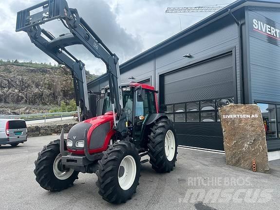 Valtra A93 Traktoren