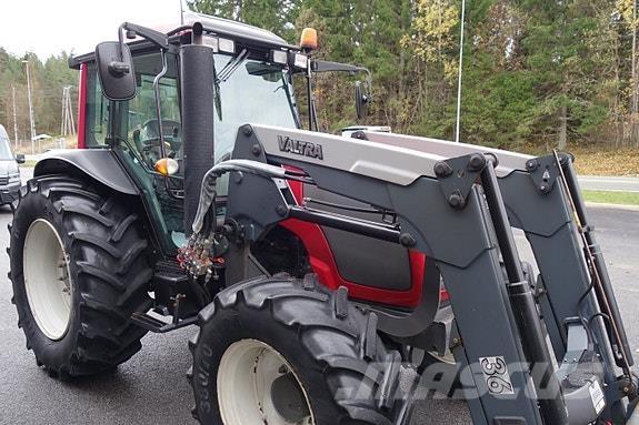 Valtra A93 Traktoren