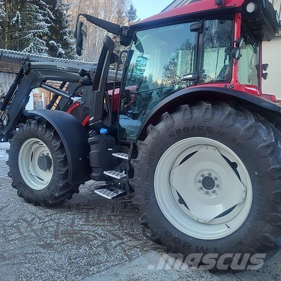 Valtra G 125 Aktiv Traktoren
