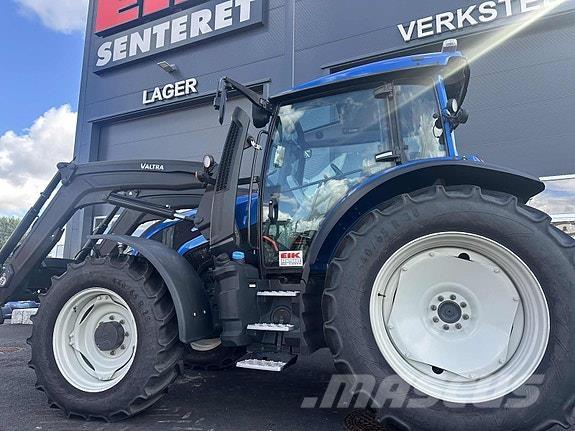 Valtra G135 Activ Traktoren