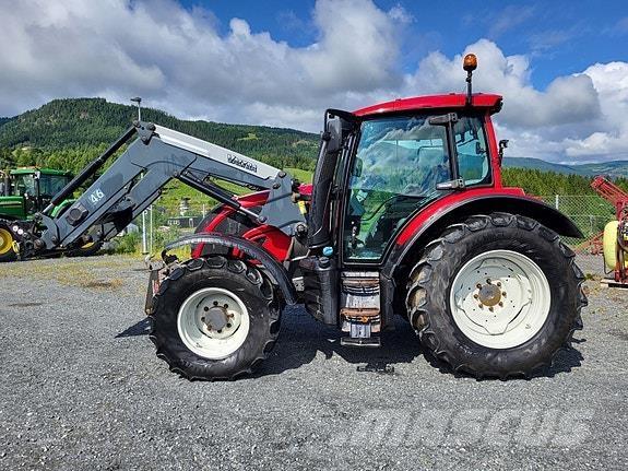 Valtra N 104 H5 Traktoren