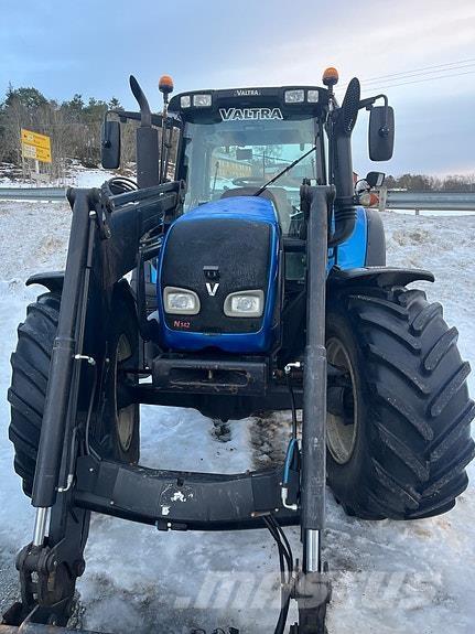 Valtra N-142 D Traktoren