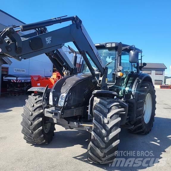 Valtra n-163 Traktoren