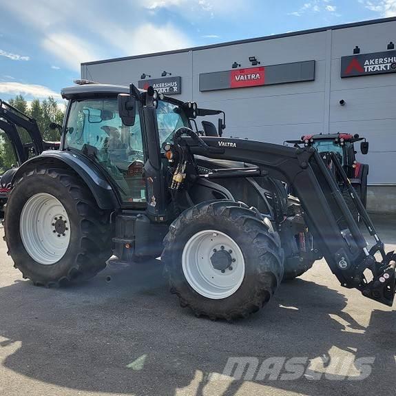 Valtra N104H5 Traktoren