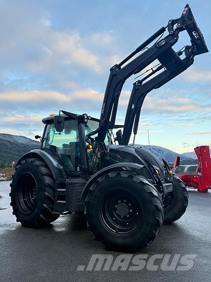Valtra N174 Direct Traktoren