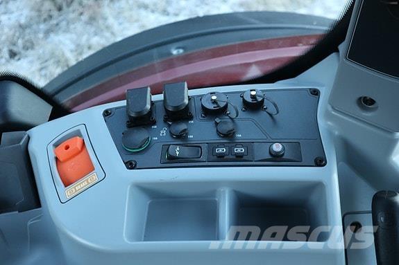 Valtra N175 Versu Traktoren