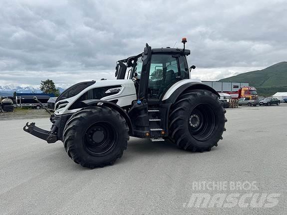 Valtra Q305 Traktoren