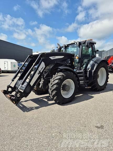 Valtra T 234 Versu Traktoren