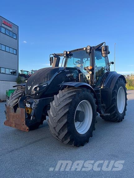 Valtra T234 Traktoren