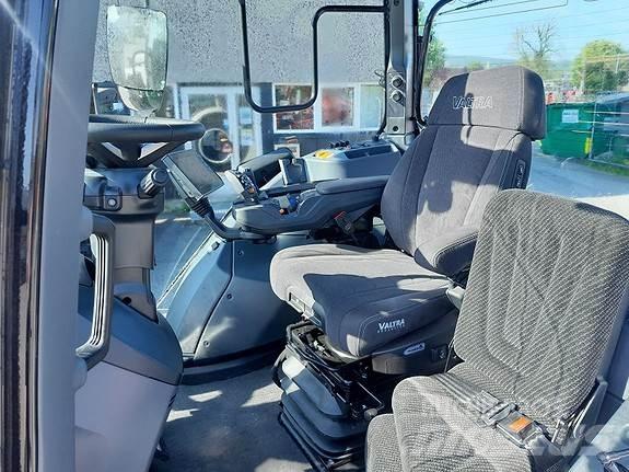 Valtra T235 Direct Traktoren