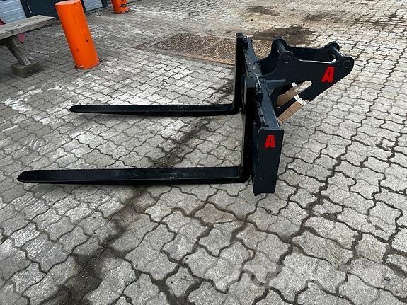   Sonstige Landmaschinen