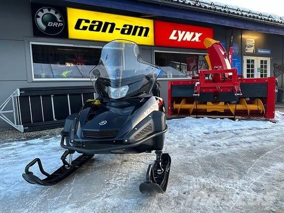 Yamaha Viking 5 Schneemobile