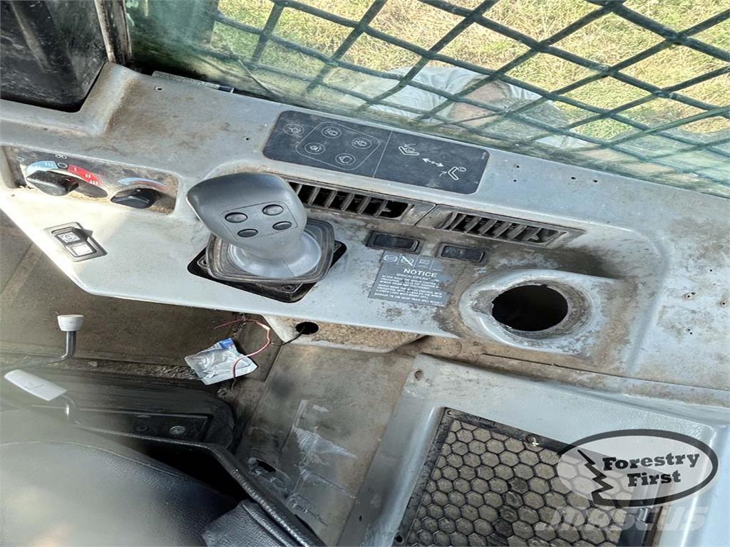 CAT 525B Stammholzschlepper