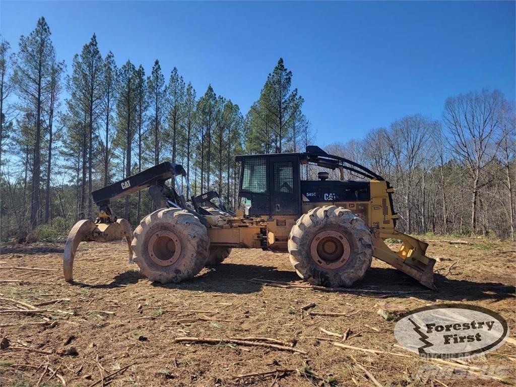 CAT 545C Stammholzschlepper