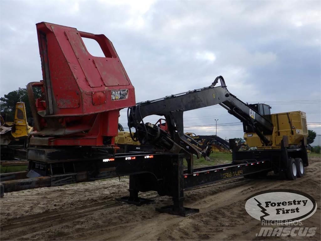 CAT 559D Gelenkausleger Lader
