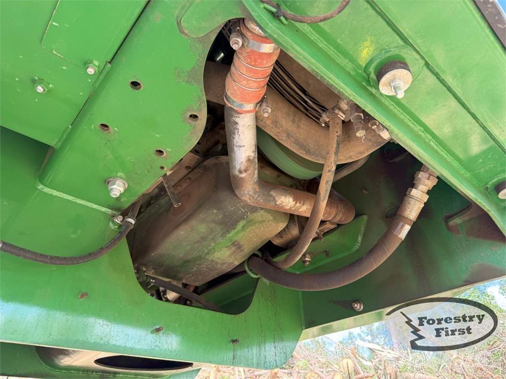 John Deere 437E Gelenkausleger Lader