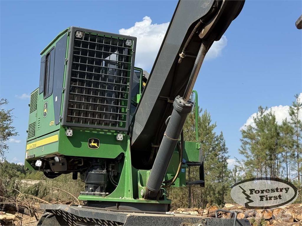 John Deere 437E Gelenkausleger Lader
